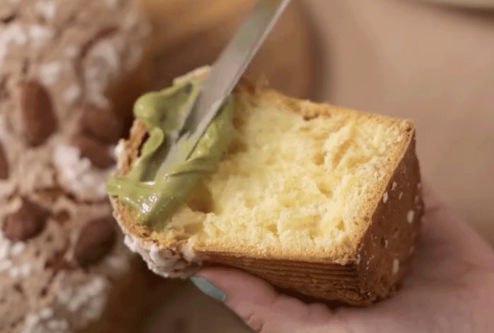 Pâques approche à grand pas, ne manquez pas le combo colombe et Pistacchio crunch